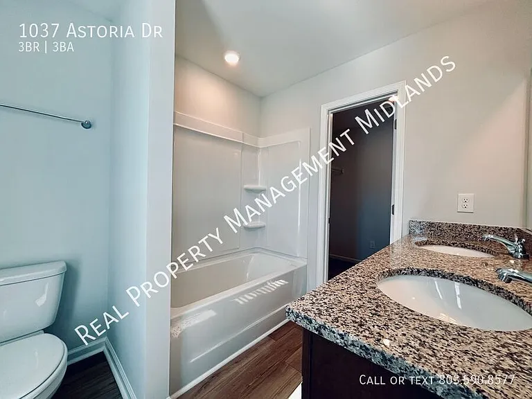 1037 Astoria Dr — Photo 17