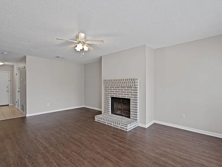 13357 Water Oak Ln #A — Photo 6