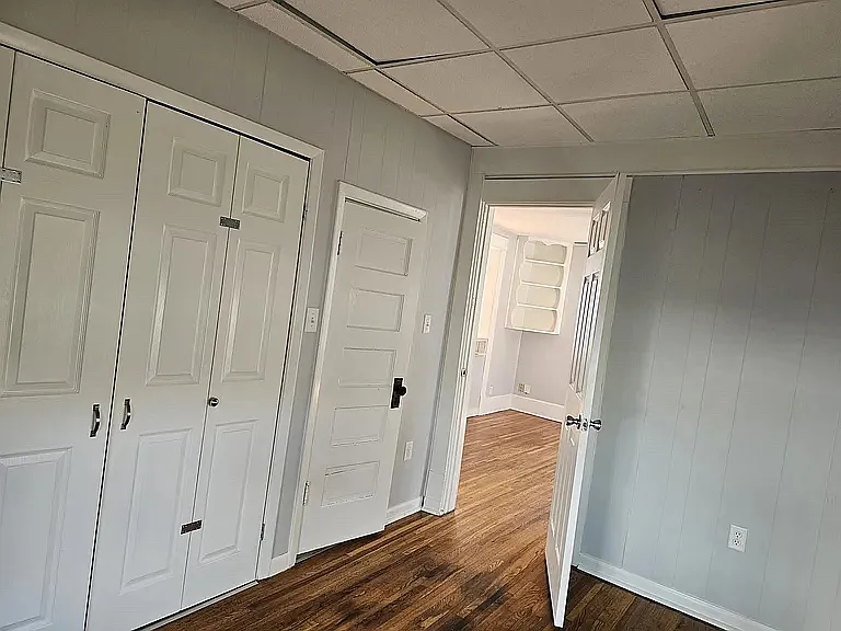 220 S Millwood Ave — Photo 13
