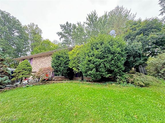 3rd image of 1780 Finley Dr