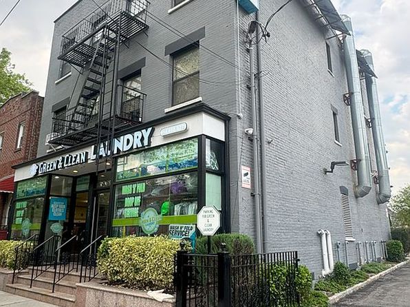 425 S 8th Ave