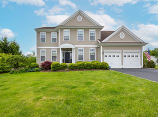 1 Independence Cir UNIT 1, Middlebury, CT 06762