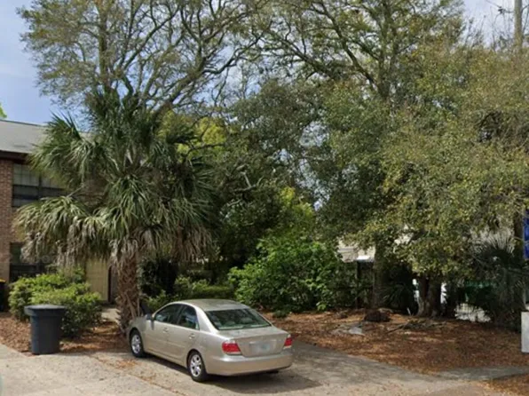 208 1st St SE APT A, Fort Walton Beach, FL 32548