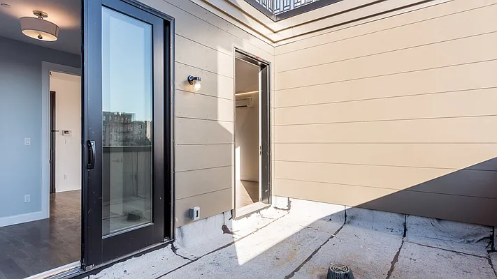 Rented by Nooklyn NYC LLC | media 12