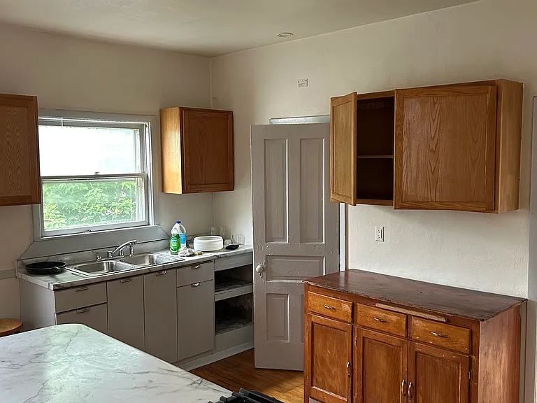 2843 N Bremen St #3 — Photo 5