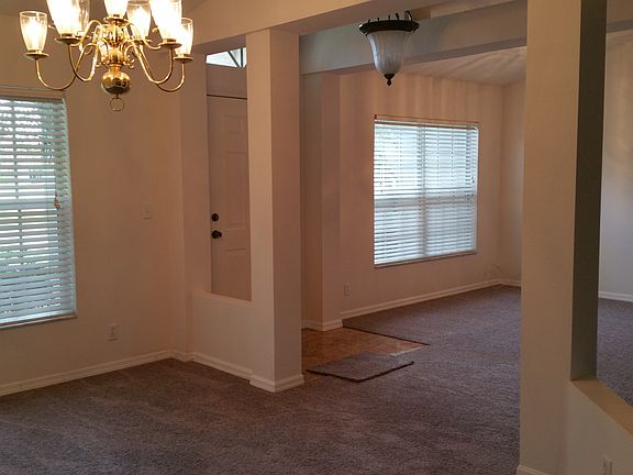 3rd image of 2821 SE Eagle Dr