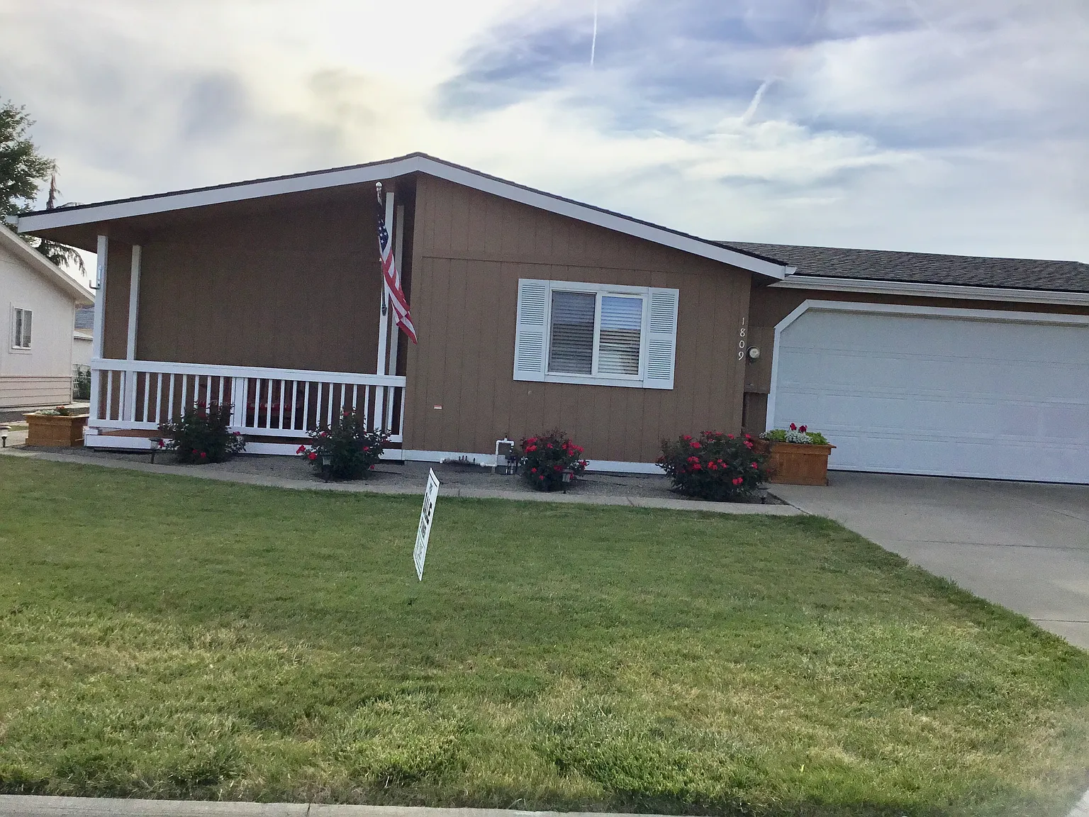 1809 S 69th Ave photo 1