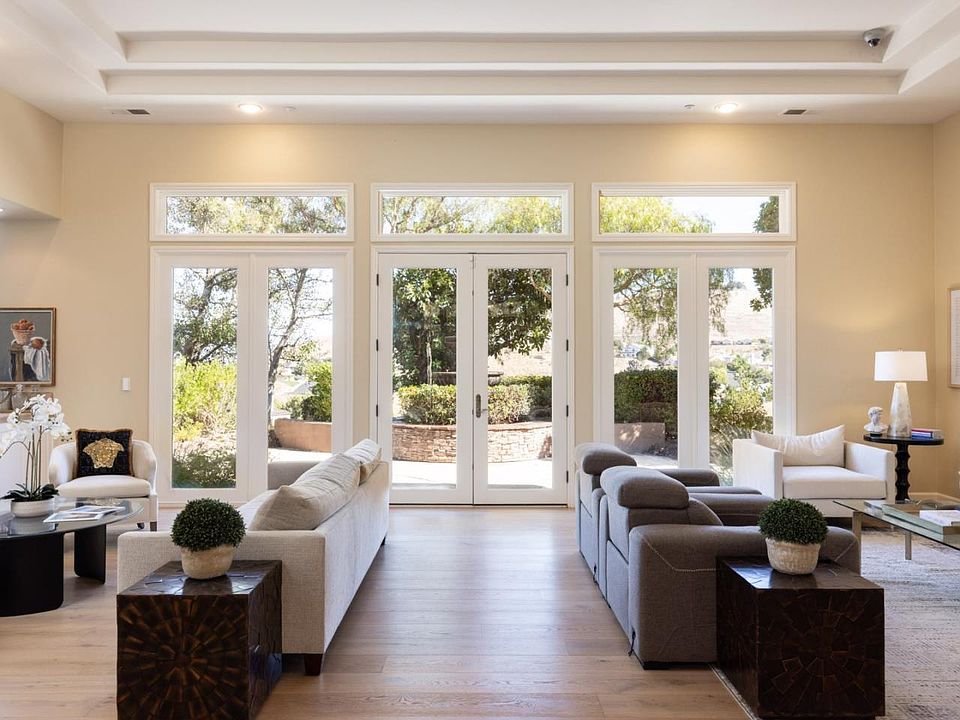 27530 Crowne Point Ln, Salinas, CA 93908 Zillow