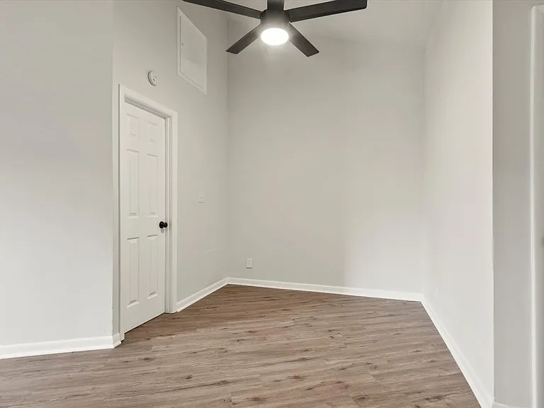 3801 Triana Blvd SW — Photo 37