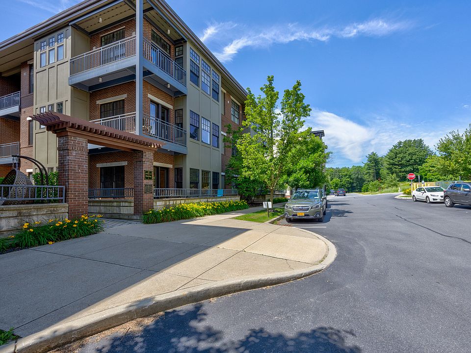 1st image of 30 Whistler Ct Unit 136