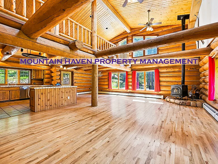 652 Bear Mountain Rd — Photo 1