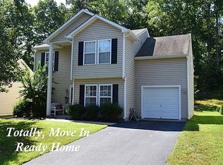 15107 Winding Ash Dr, Chesterfield, VA 23832