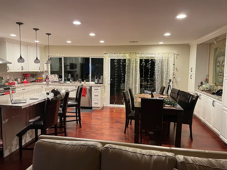 714 Inverness Way — Photo 2