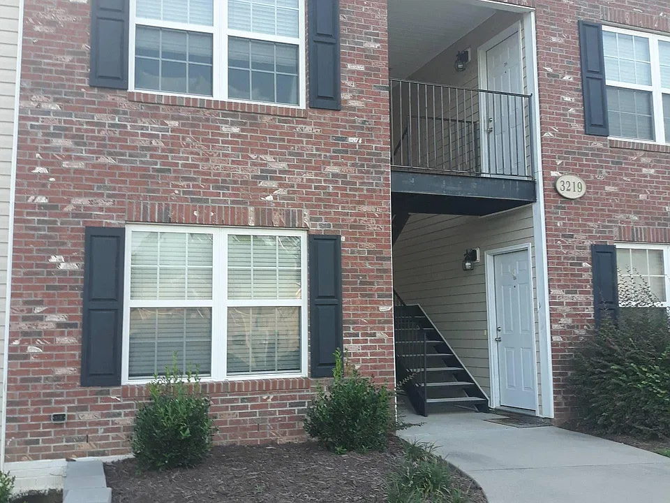 3219 Bolt Rock Way #103