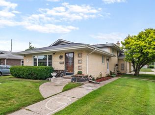 5944 W Maple Ave, Berkeley, IL 60163