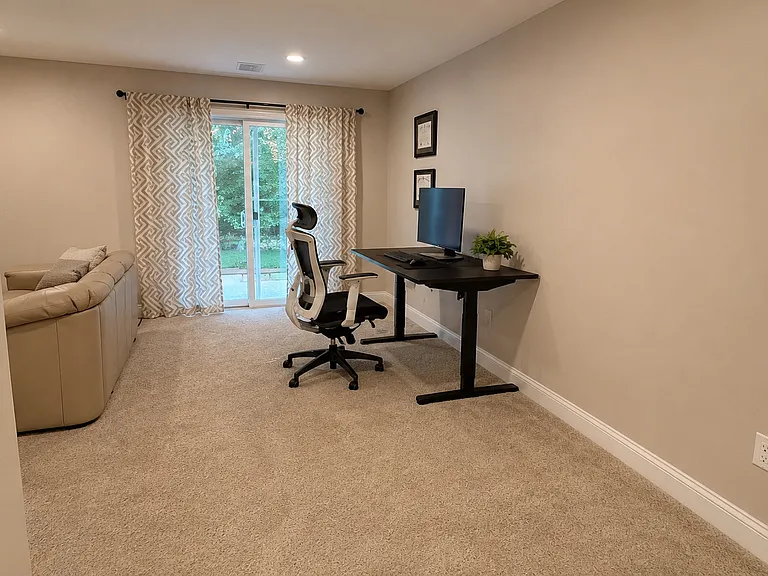 2604 Grover Crossing Way — Photo 25
