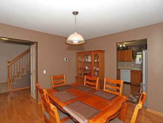 3rd image of 540 SE Prairie Creek Dr