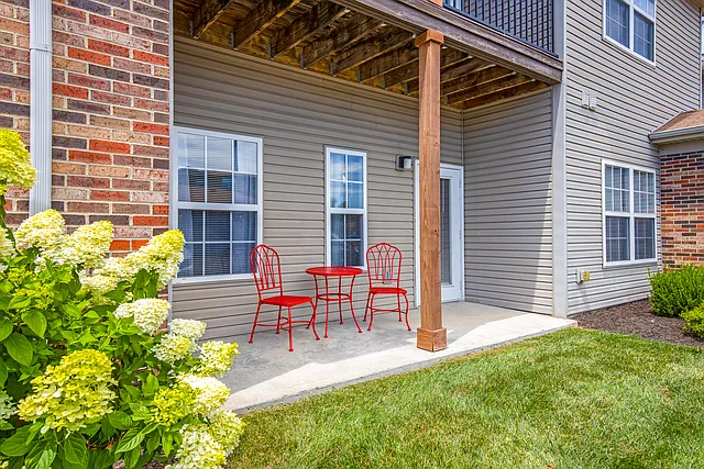 Overlook at Valley Ridge Apartments — Photo 9