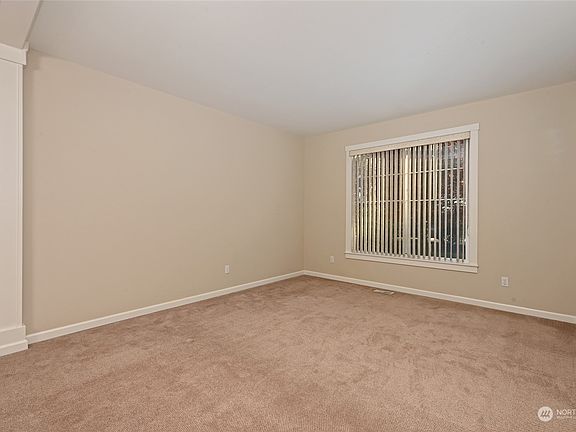 3rd image of 6820 NE 161 Street
