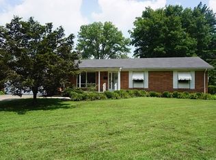 930 Wiltshire Dr, Evansville, IN