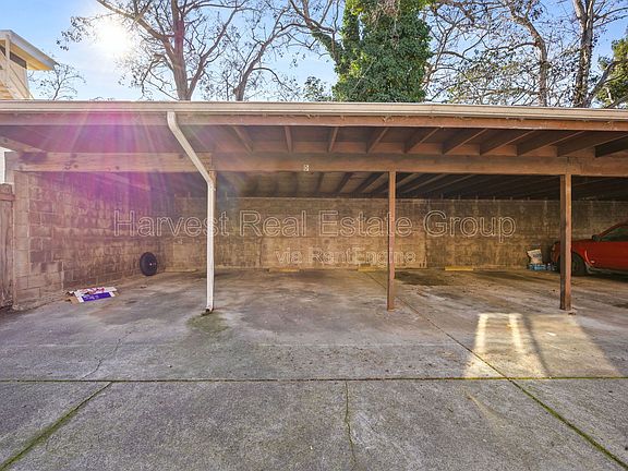 2nd image of 1824 Central Ave #D