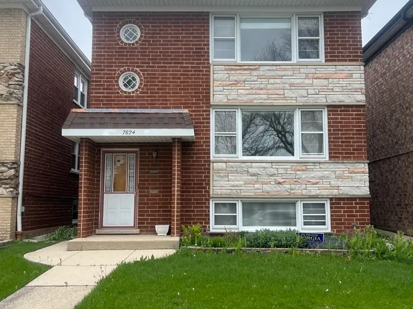 7824 W Addison St, Chicago, IL 60634