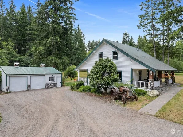 9821 NW Pioneer Road, Seabeck, WA 98380
