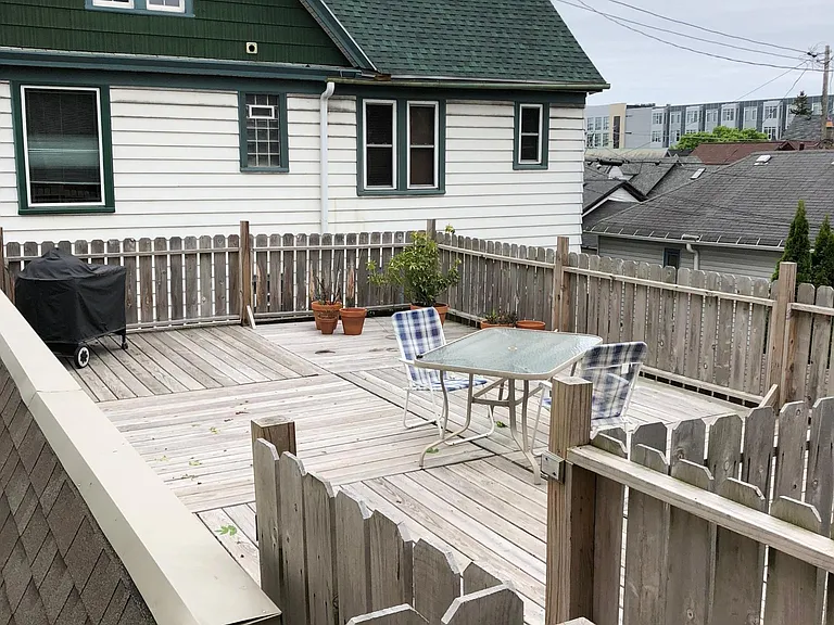 2446 N Cramer St #LOWER — Photo 18
