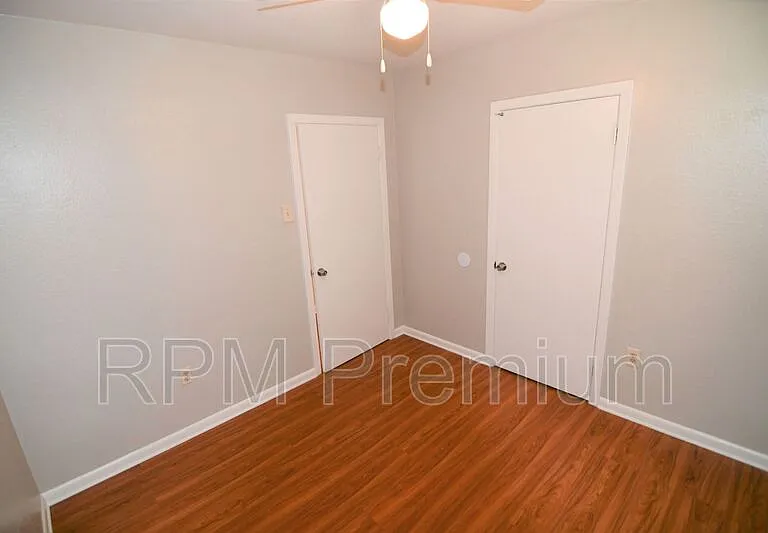 2424 Toledo St — Photo 19