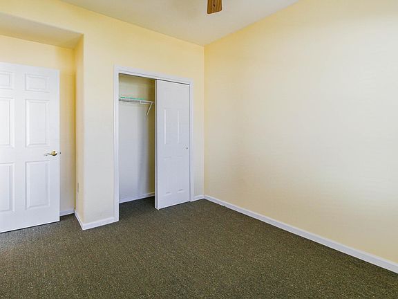 5th image of 6914 Catamaran Way #B