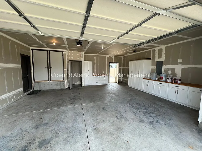 246 N Olivewood Ln — Photo 22