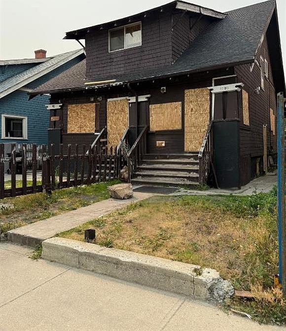 2nd image of 1703 N 12th Ave SW