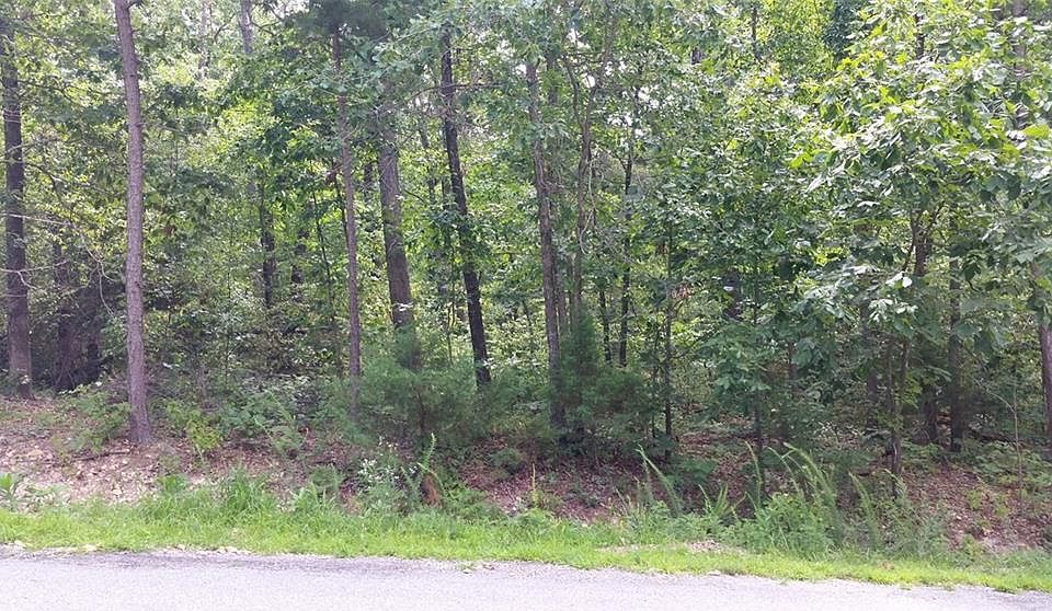 1st image of White Parish Ln