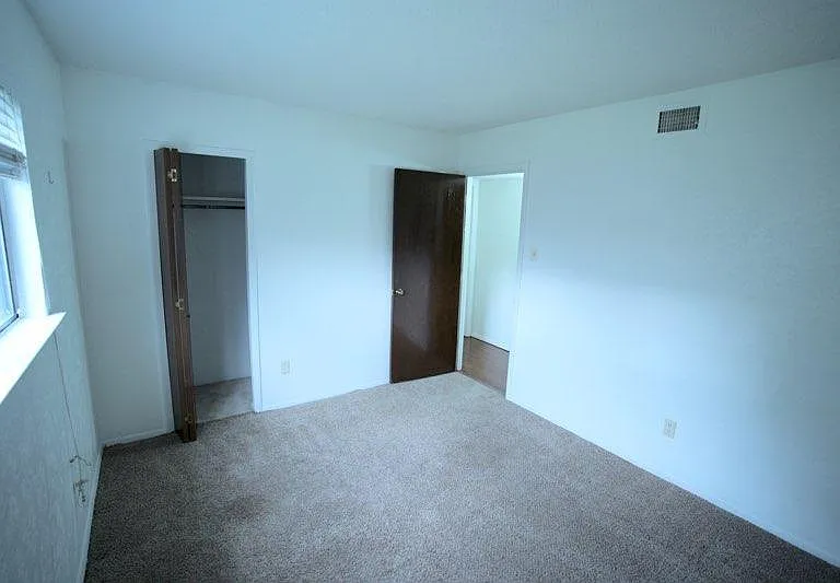 10906 Listi Dr #HOUSE — Photo 13
