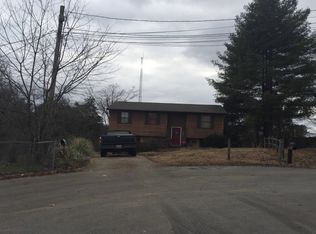 10016 Branchview Dr, Knoxville, TN 37932