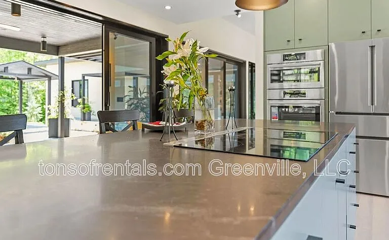 128 Sanctuary Ln — Photo 9