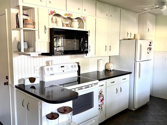 4th image of 1006 Highland Ave