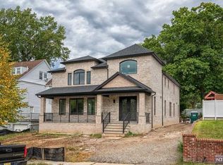 264 W Passaic Ave, Rutherford, NJ 07070