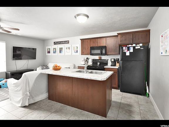 3rd image of 14422 S Ferndale Way