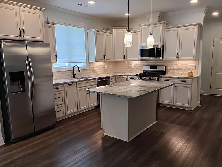 223 Taylorwood Dr — Photo 5