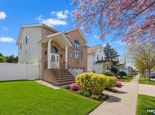 536 2nd Ave, Lyndhurst, NJ 07071