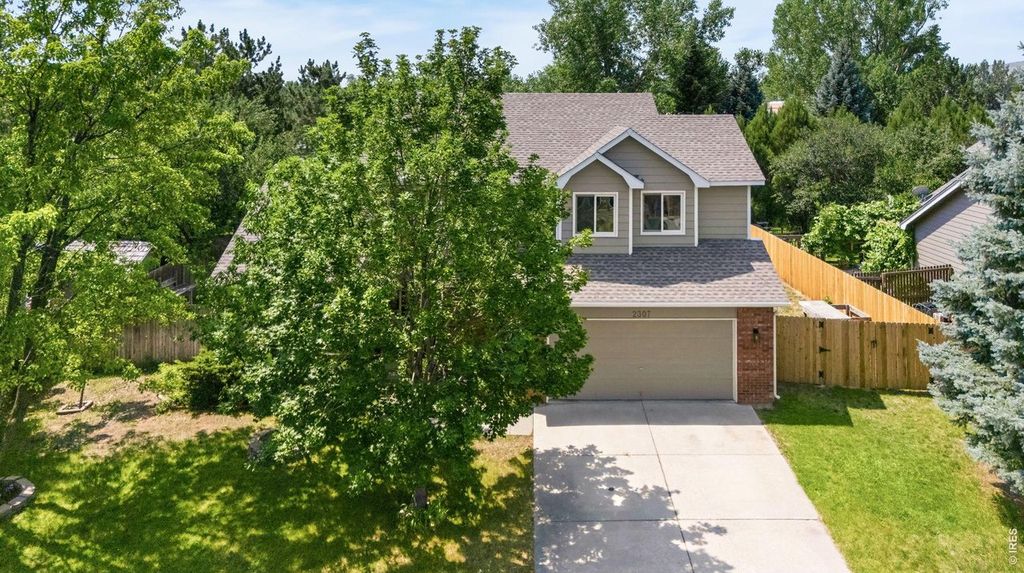 2307 Silver Trails Dr