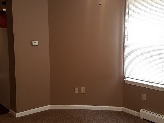 3rd image of 1810 Highland Ave APT 4