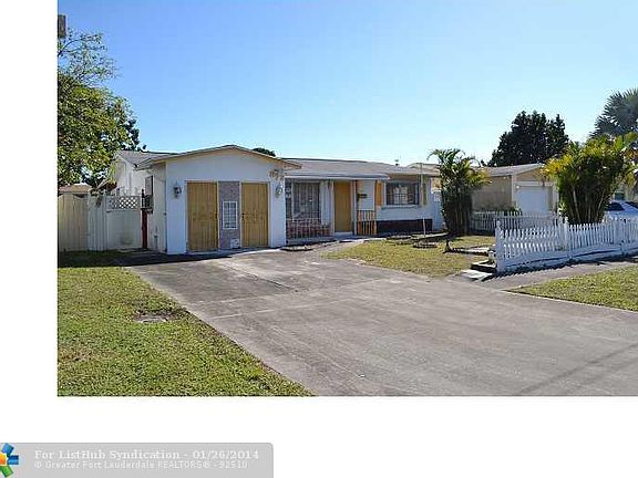 2nd image of 872 SW 64th Ter