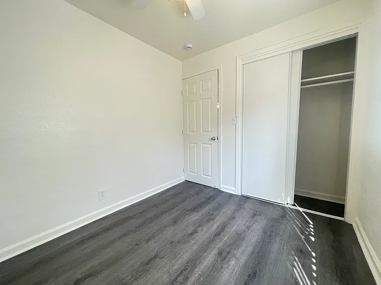 4347 Cypress Ave #4347 — Photo 8