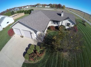100 Rustic Lake Dr, Colona, IL 61241