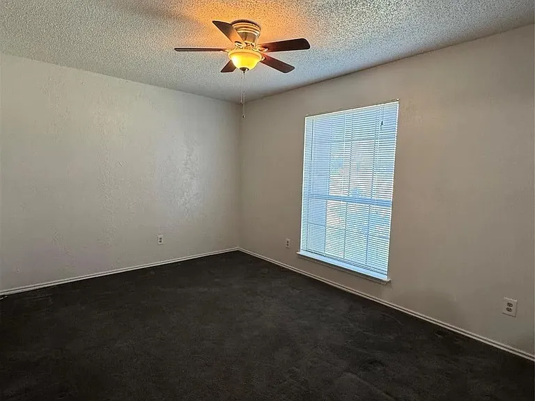 5824 Emrose Ter — Photo 7