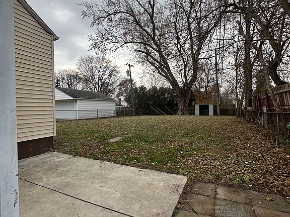 4th image of 29263 Barton St