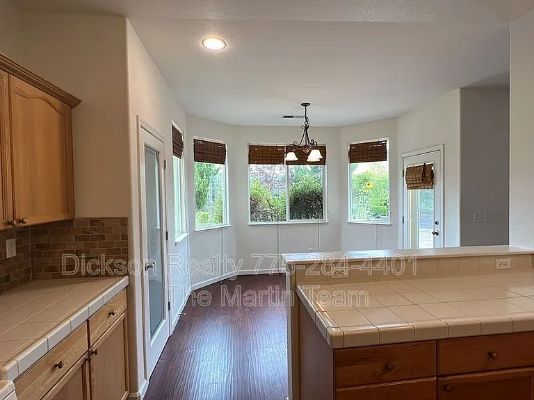 1720 Ornellaia Way — Photo 11
