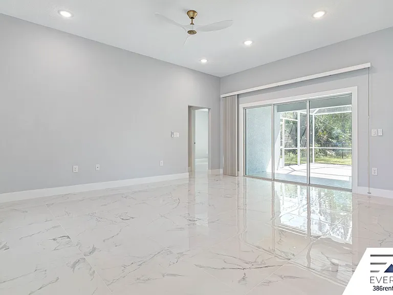 4 Karl Ct — Photo 7